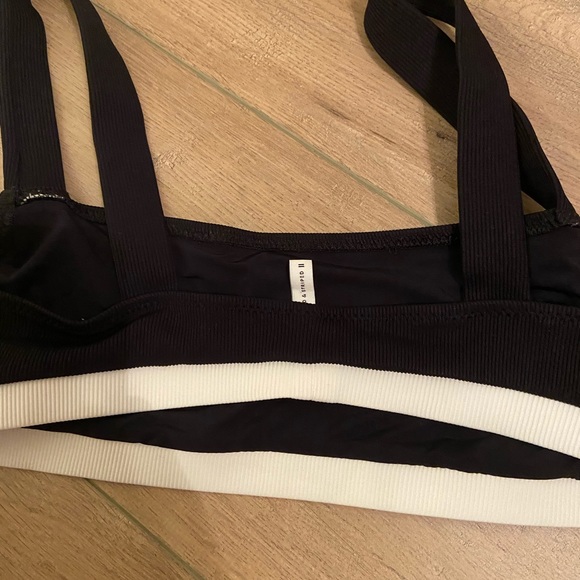 Super cute bikini top - Picture 4 of 6